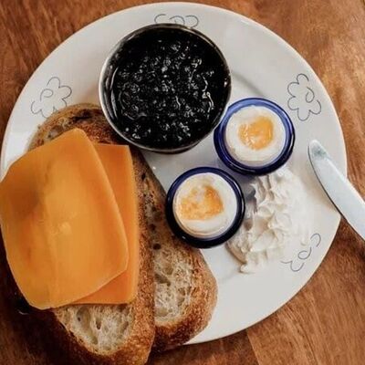 Датский завтрак №1 в Renoir coffee по цене 610 ₽