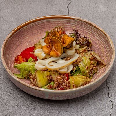 Салат с кальмаром в Cafe People по цене 430 ₽