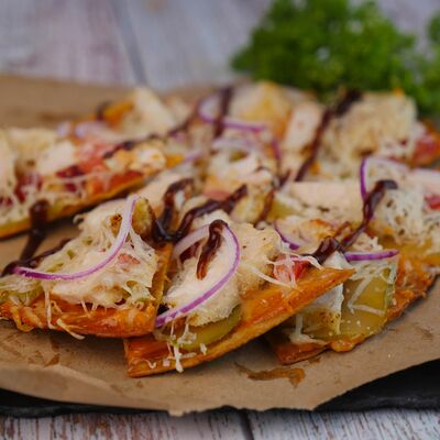 Фламекеш с курицей в Гастробар Крапива по цене 550 ₽