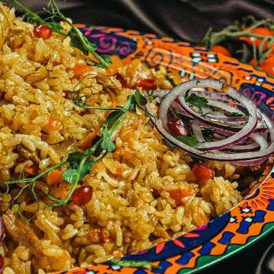 Плов с курицей в Сели&Поели по цене 290 ₽