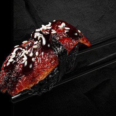 Суши с угрем в Суши Хаб по цене 450 ₽