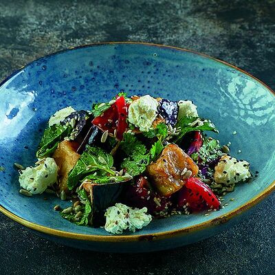 Салат с хрустящими баклажанами в ЛарисуВаннуХочу по цене 550