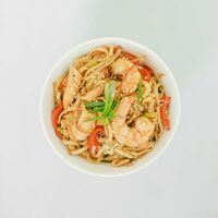 Удон с морепродуктами в Roro