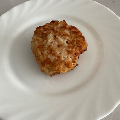 Биточки куриные с грибами в Фортуна по цене 85 ₽