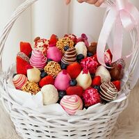 Корзина клубники в шоколаде №1 в SOK - клубника в шоколаде