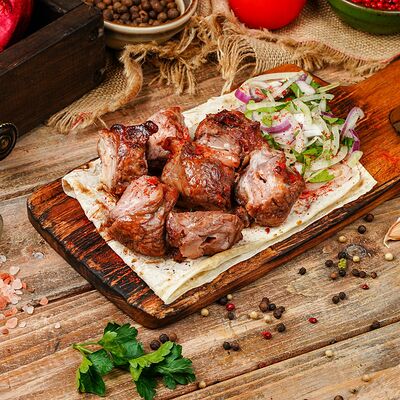 Шашлык из мякоти ягнёнка в Grill VIP House по цене 1100 ₽