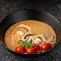 Суп Том ям с морепродуктами в Мацумото