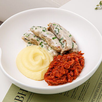 Колбаски из козлёнка в М2 Органик Клуб Патриаршие по цене 1250 ₽