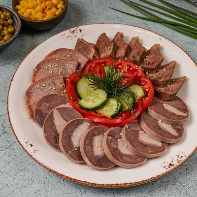 Мясная нарезка в КАФЕ ВЕСНА по цене 1460 ₽