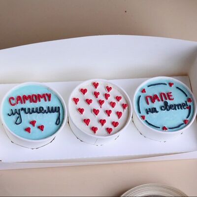 Cake to go mini (3 шт.) Самому лучшему папе в Chocoton по цене 1690 ₽