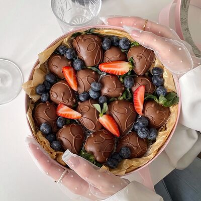 Клубника в шоколаде бокс Ницца в Клубника по цене 4990 ₽