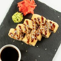 Жареный ролл с креветкой в Rigatoni