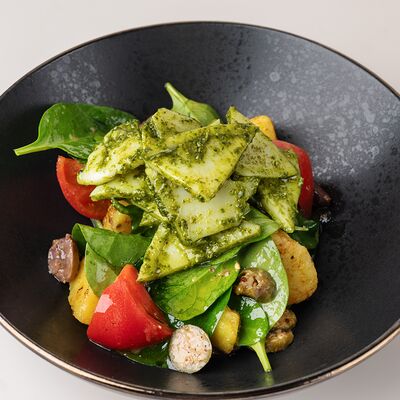 Салат с кальмаром в Italiani по цене 1100 ₽