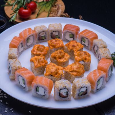 Сет Филадельфия в Sushi & Susi по цене 1350 ₽