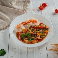 Цыплёнок в сладком чили соусе в Libre Bar