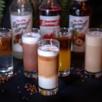 Холодный айс латте в Yacht Cafe Sochi