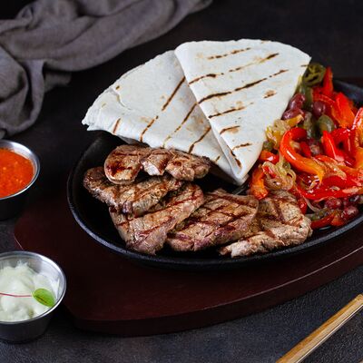 Стейк Фахитос в Ellips по цене 1190 ₽