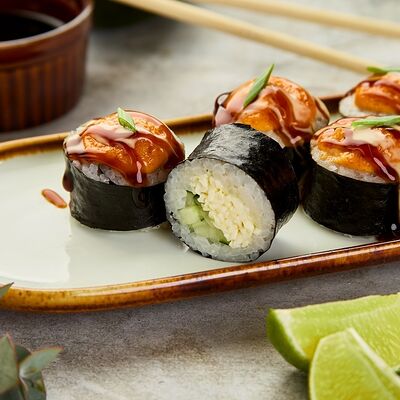 Острый с крабом в Sushist по цене 380 ₽