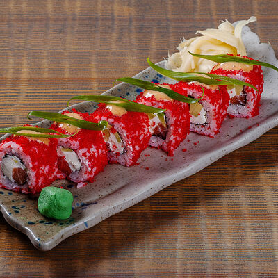 Ролл Токио с лососем и икрой тобико в Bao по цене 790 ₽