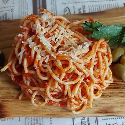 Спагетти Болоньезе в Пхали-Гали по цене 400 ₽