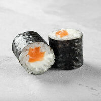 Маки с лососем и сыром в Мох