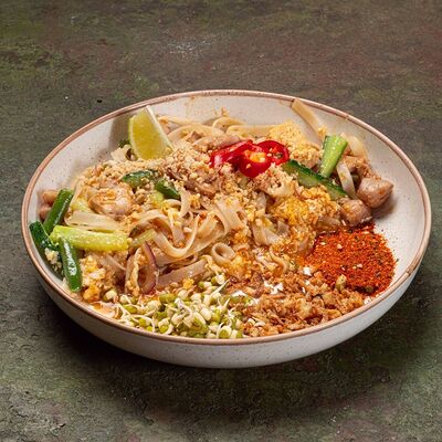 Пад Тай с цыпленком в Бай Тай по цене 750 ₽