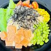 Поке с рисом и лососем в Бандзай sushi по цене 535