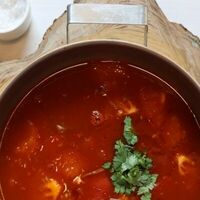 Острый томатный суп с говядиной в Облака Китая