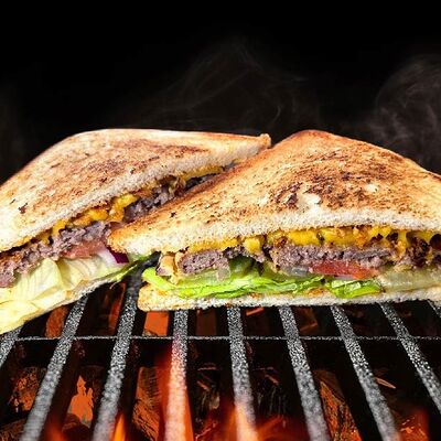 Сэндвич с говядиной в Время есть по цене 359 ₽