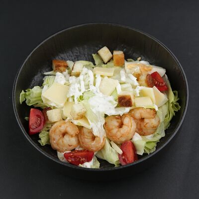 Цезарь с креветкой в Pho Tom по цене 490 ₽