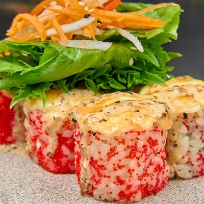 Запеченный с сырной шапкой и угрем в 96 азиаток по цене 770 ₽