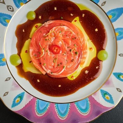 Лосось, соус шисо, имбирьв Цыпочка по цене 1190 ₽