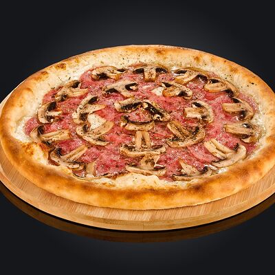 Пицца с ветчиной и грибами в Фудзи Суши по цене 624 ₽