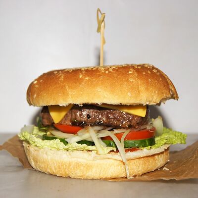 Бургер с бараниной в Халяль по цене 380 ₽