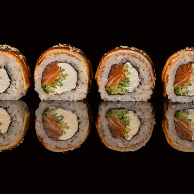Ролл Канада в SUSHIлка по цене 1135 ₽