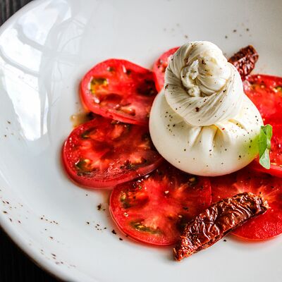 Фирменная буррата в Чо? Капчо! по цене 780