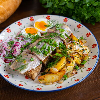 Бочковая сельдь с маринованным луком в Сыроварня по цене 670