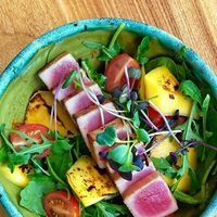 Боул с тунцом в Bali Bowl