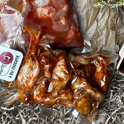 Куриные крылышки в маринадев Mycroft по цене 1300 ₽