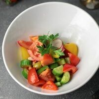 Овощной салатв Guava Bar