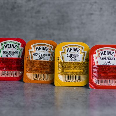 Соус Heinz в Гирос на углях по цене 54 ₽