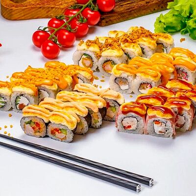 Запеченный хит в Боб роллс по цене 2444 ₽