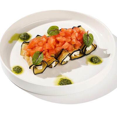 Инвольтини из баклажанов с сырной начинкой в Песто Тесто по цене 610 ₽