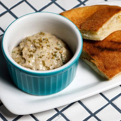 Бабагануш в Давид TLV Food & Bar по цене 440 ₽