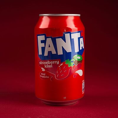 Fanta Strawberry Kiwi в Большой Ребровски по цене 360 ₽