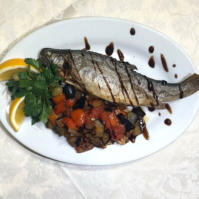 Фoрель радужная с овощамив Сказка lounge по цене 810 ₽