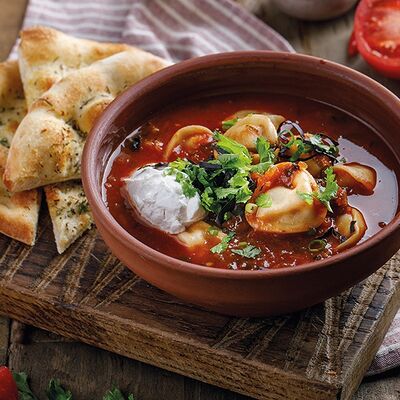 Грузинский суп с домашними пельменями и соусом Сузме в ЛарисуВаннуХочу по цене 390