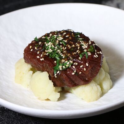 Томленые щечки в Дебют по цене 1060 ₽