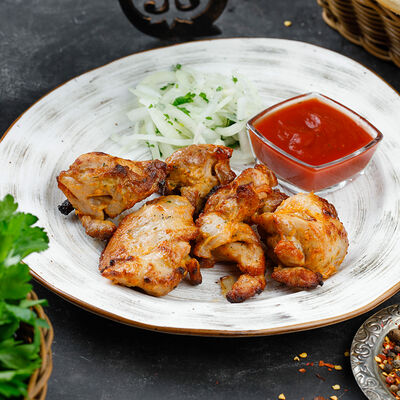 Шашлык из куриного бедра в Welcome по цене 490 ₽