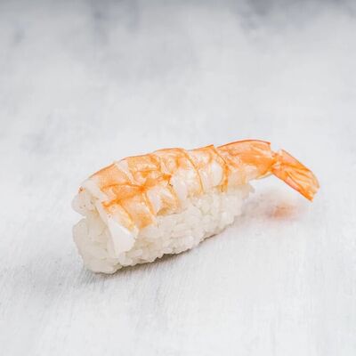 Суши с креветкой в Yummy yummy по цене 95 ₽